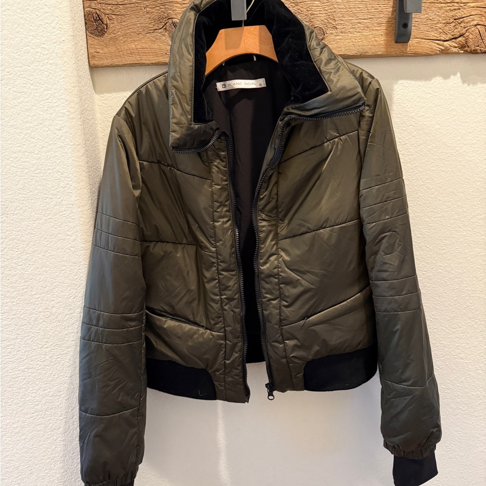 Blanc Noir Olive Green Puffer Jacket